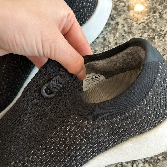 Allbirds Sneakers - Black Slip-On - Women’s Size 8.5 - Picture 8 of 8